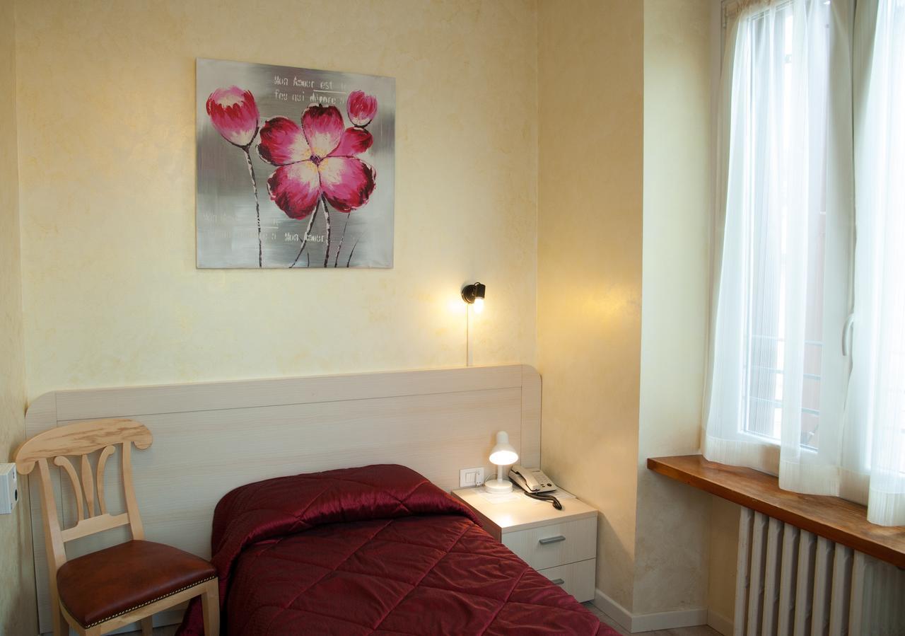 Antico Albergo Negrar Bagian luar foto