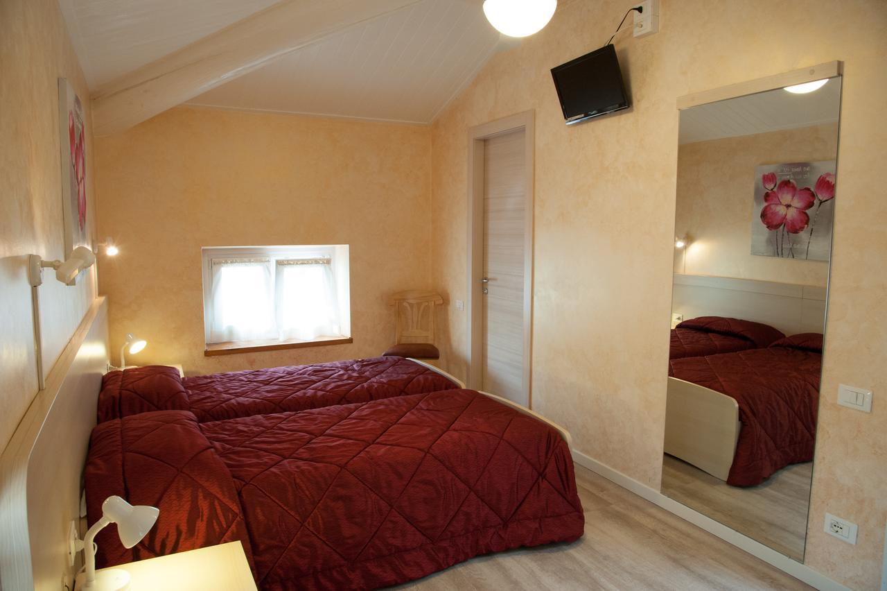 Antico Albergo Negrar Bagian luar foto